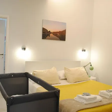 Navona Cozy アパート